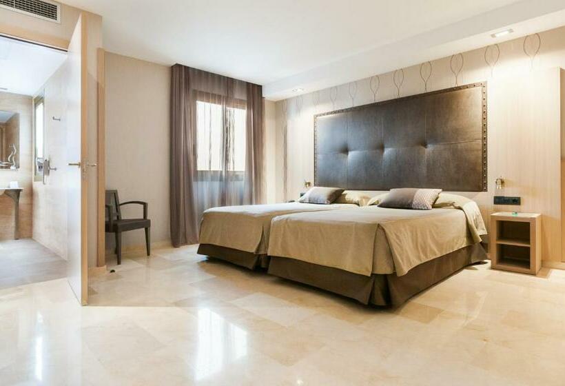Номер Стандарт, Gran Hotel Barcino