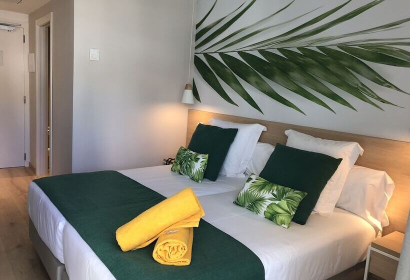 Номер Стандарт Вид на Бассейн, Bq Paguera Boutique Hotel   Adults Only