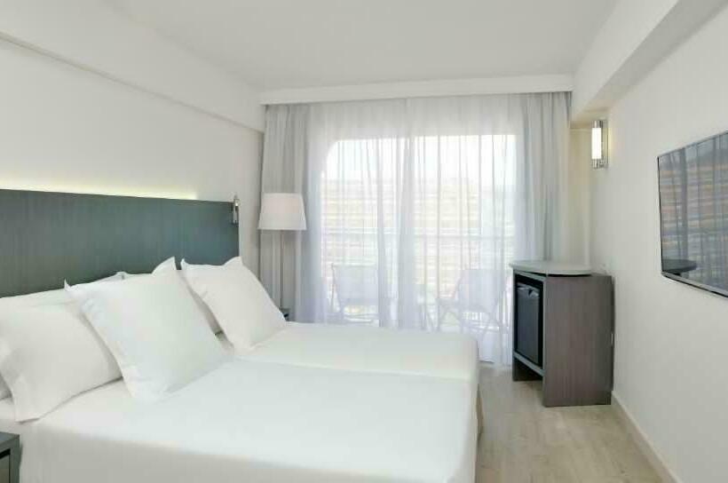 Номер Стандарт Вид на Бассейн, Sol House The Studio   Calviá Beach   Adults Only