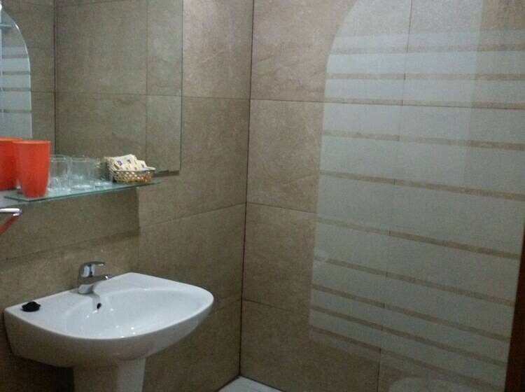اتاق استاندارد, Almona