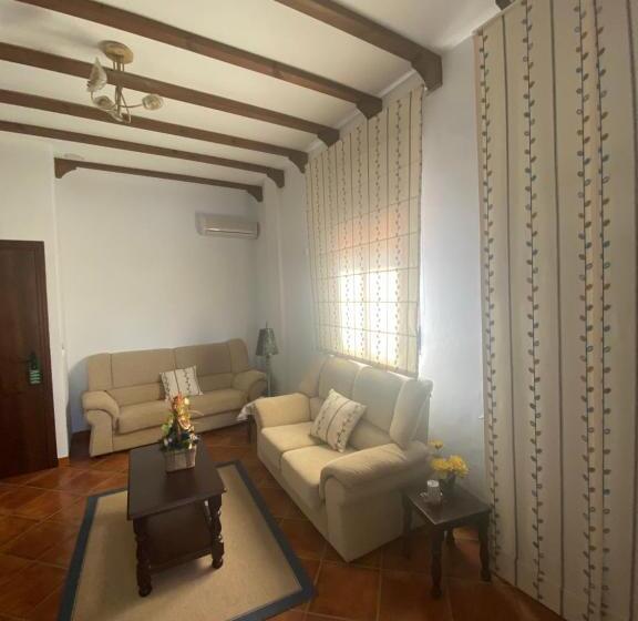 Suite, Meson Fuente Del Pino