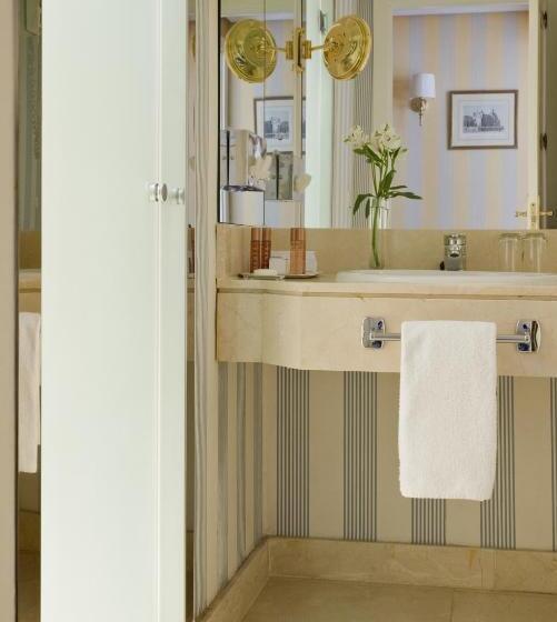 Habitación Clásica, Melia Castilla