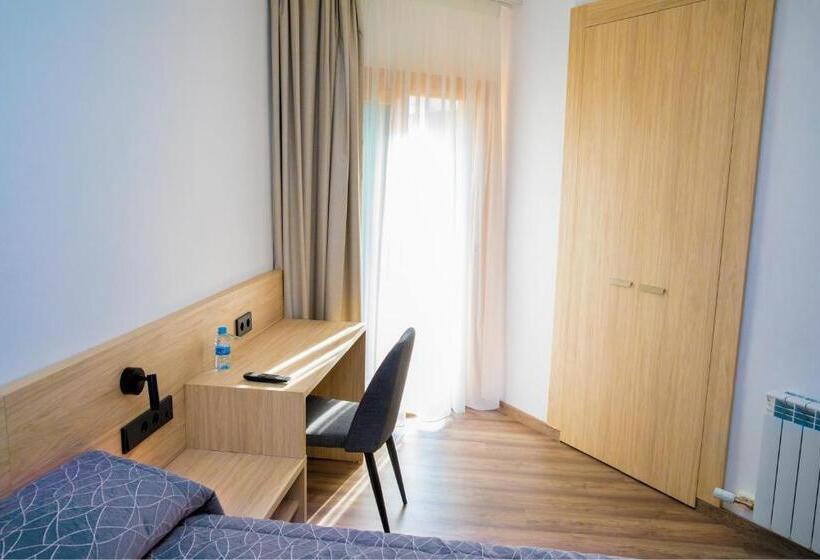 Номер Стандарт, Jardi Apartaments