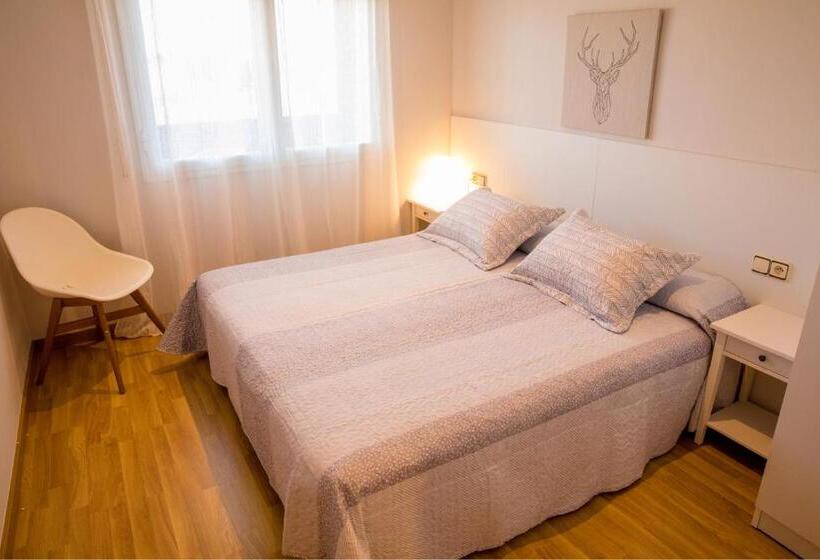 Апартаменты 2 Спальни, Jardi Apartaments