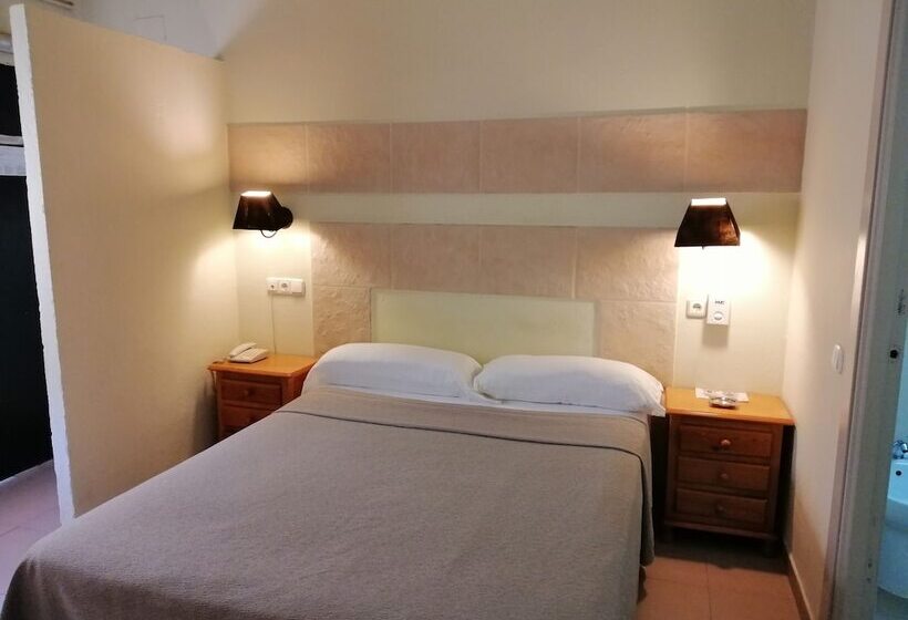 اتاق استاندارد, Hostal Nueva Andalucia