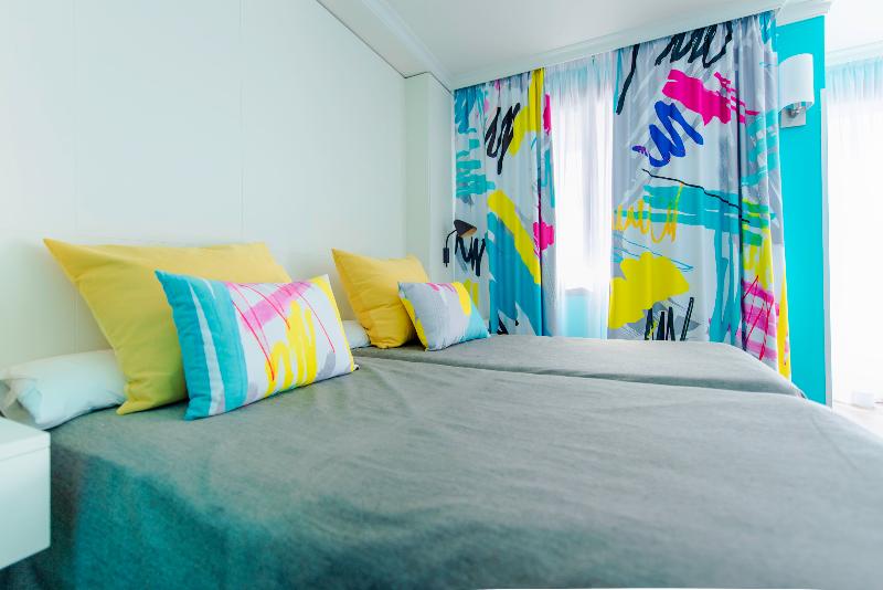 Трехместный Номер Стандарт Вид на Бассейн, Spring Hotel Bitácora