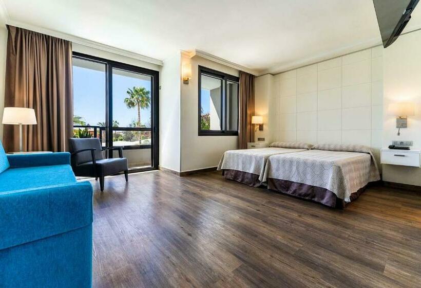 Семейный Номер, Spring Hotel Bitácora