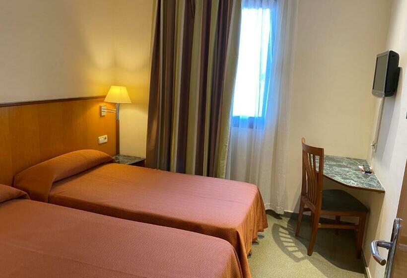 Номер Стандарт, Hostal Meson Pepa