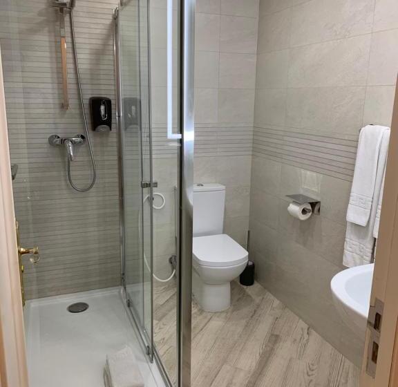 스탠다드 트리플 룸, Hostal San Fernando