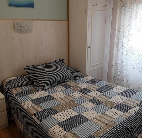 חדר סטנדרט חדר אמבטיה משותף, Hostal Campoamor