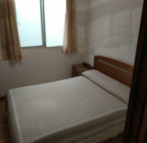 Номер Стандарт, Hostal Residencia Presidente