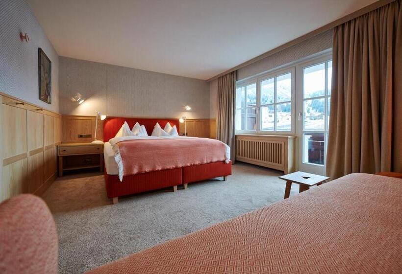 Номер Superior с Балконом, Boutique Hotel Schmelzhof