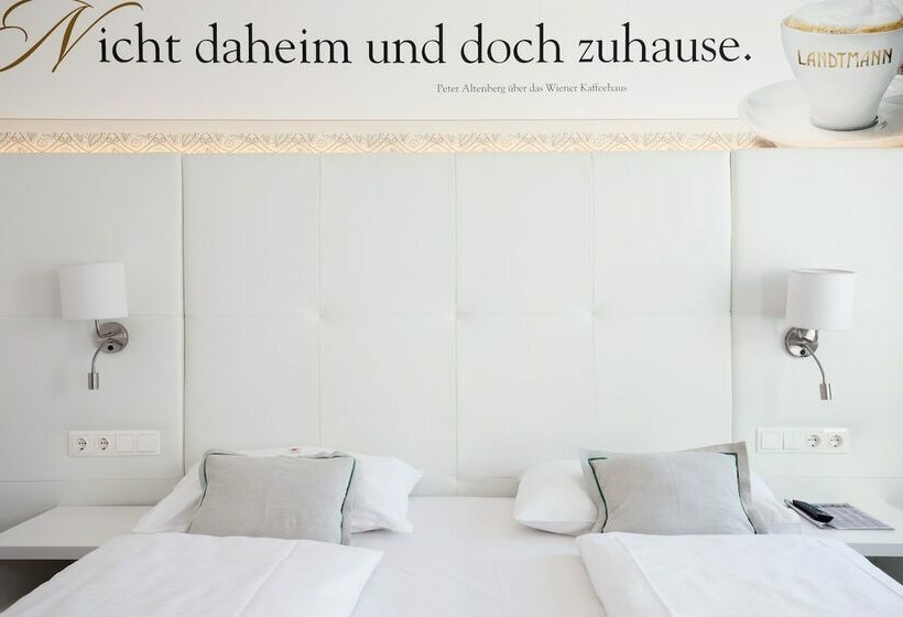 컴포트 트리플 룸, Boutiquehotel Donauwalzer