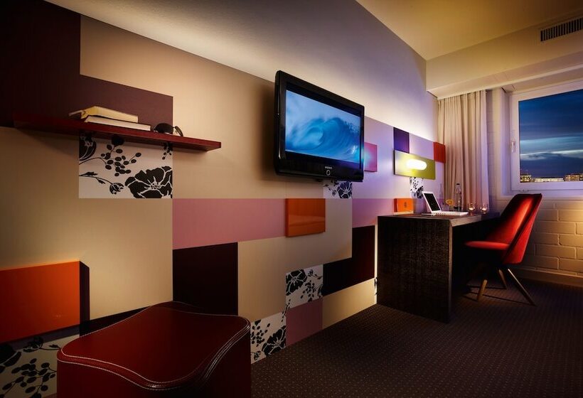 주니어 스위트, Max Brown Hotel 5th District, Part Of Sircle Collection   Formerly Pentahotel Vienna
