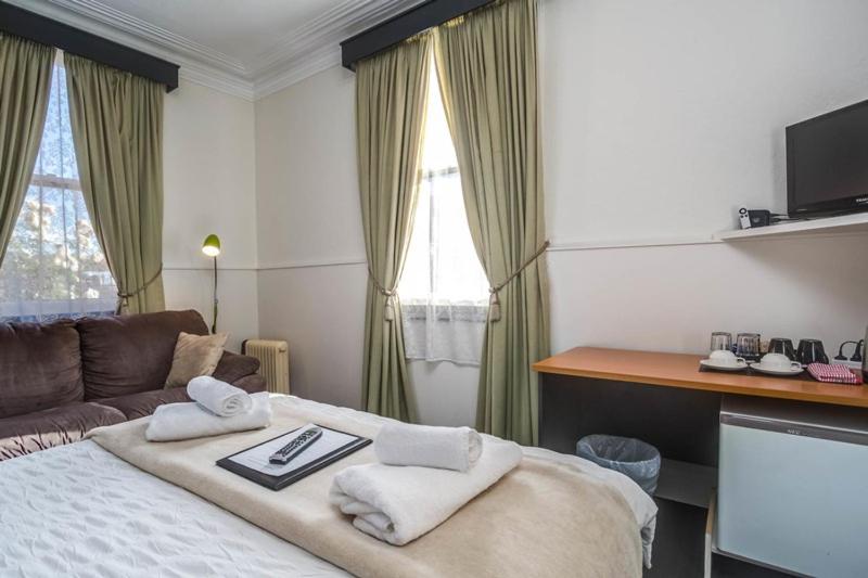 豪华房间, The Mews Motel