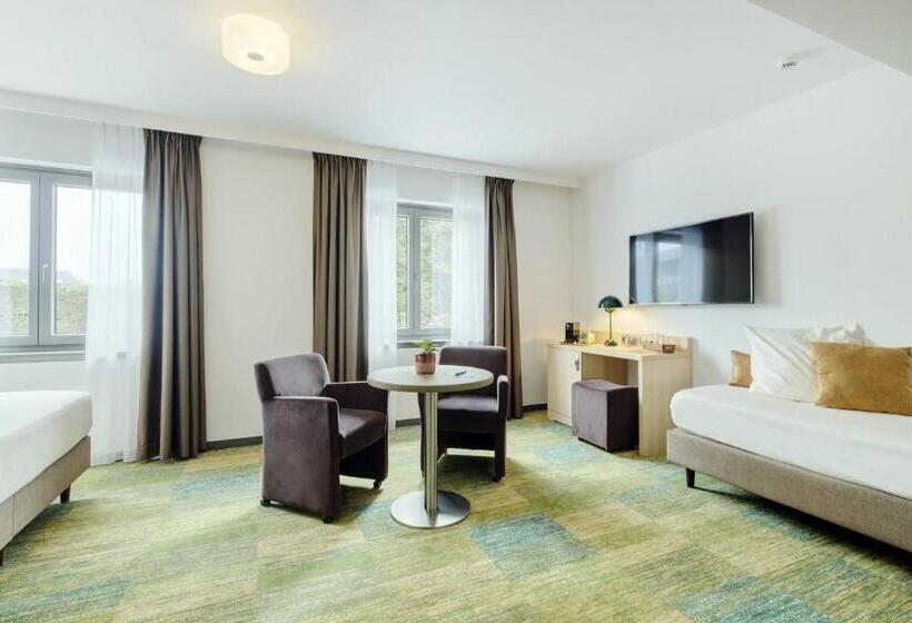 Family Connecting Room, Le Cote Vert