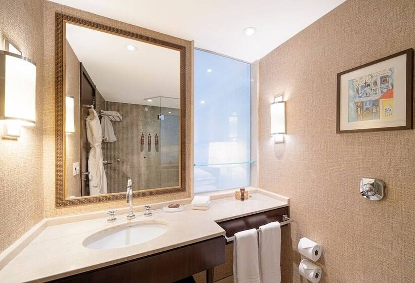 اتاق کلاب, Sheraton Grand Rio Hotel & Resort