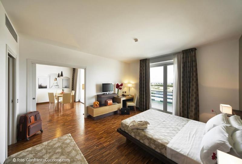 اتاق کلاب, Sheraton Grand Rio Hotel & Resort