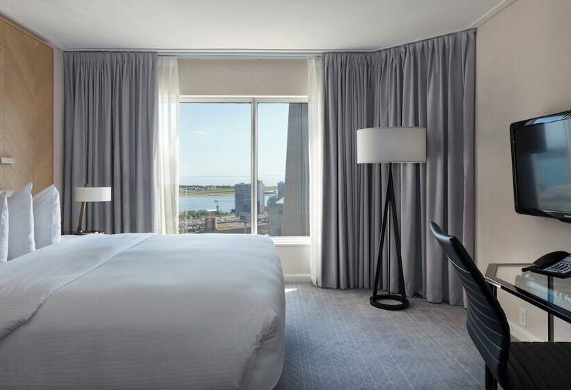 プレミアムルーム, Intercontinental Toronto Centre, An Ihg