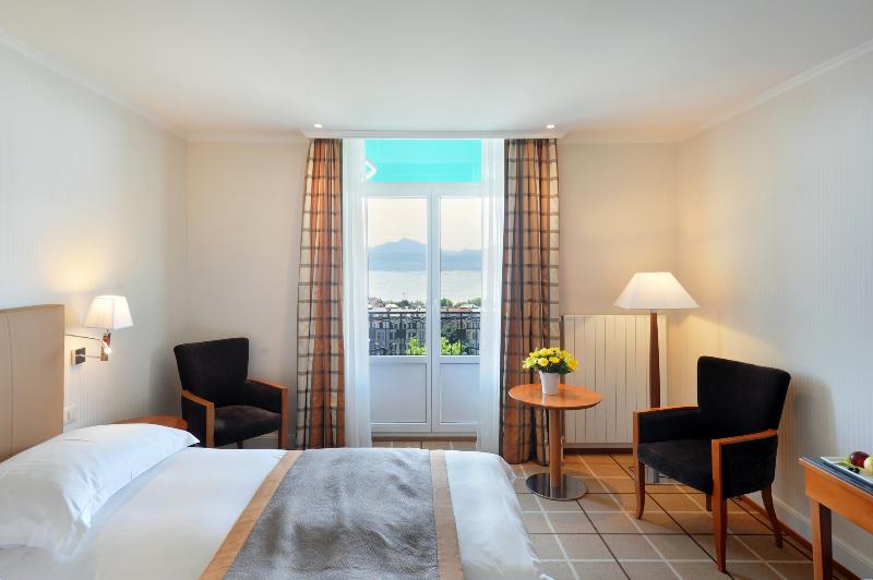 Standaardkamer met Uitzicht op het Meer, De La Paix Lausanne