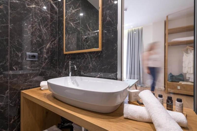 Номер Стандарт Индивидуальный, J5 Hotels Helvetie & La Brasserie