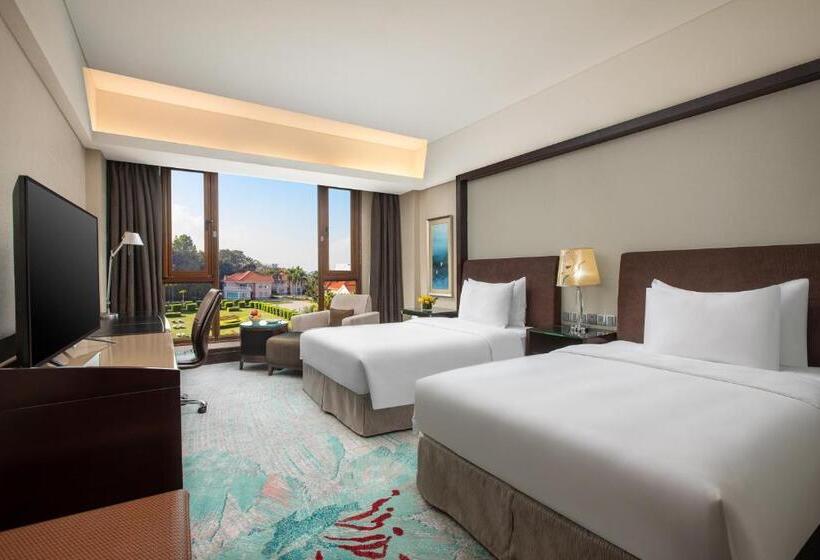Номер Deluxe Вид на Сад, Xiamen C&d Hotel Free Welcome Snacks Oasis Garden