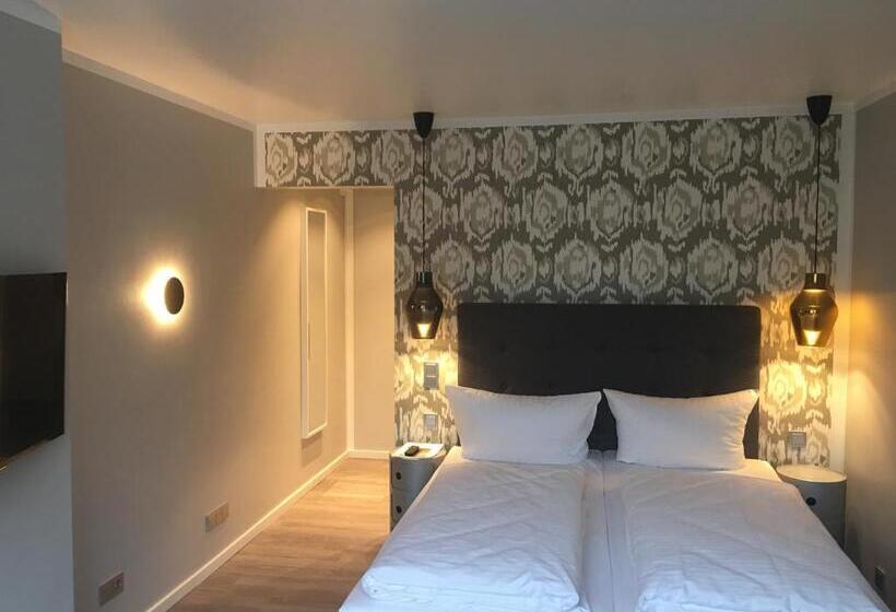 غرفة قياسية, Rugs Hotel Köln
