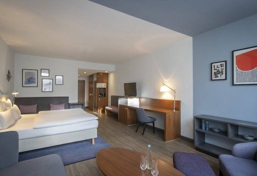 Полулюкс, Clayton Hotel Düsseldorf City Centre