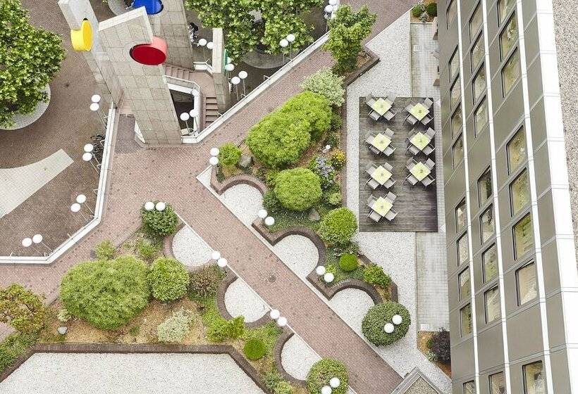 Номер Superior, Clayton Hotel Düsseldorf City Centre