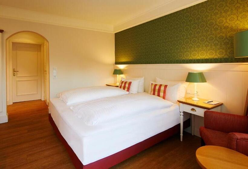 اتاق سوپریور با بالکن, Fuchsbau Romantik Hotel & Spa Restaurant & Fox Bar