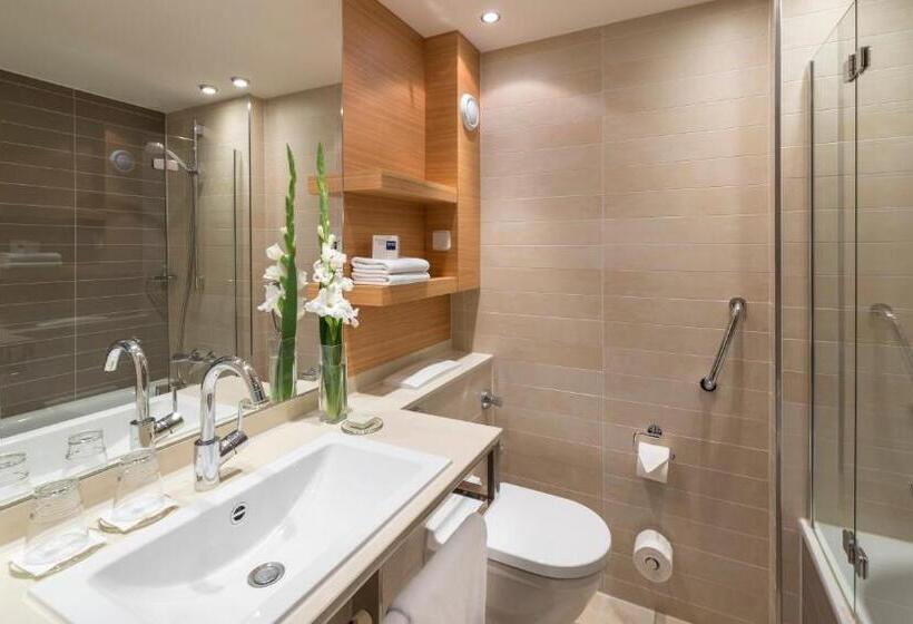 Номер Стандарт с Террасой, Dorint Thermenhotel Freiburg