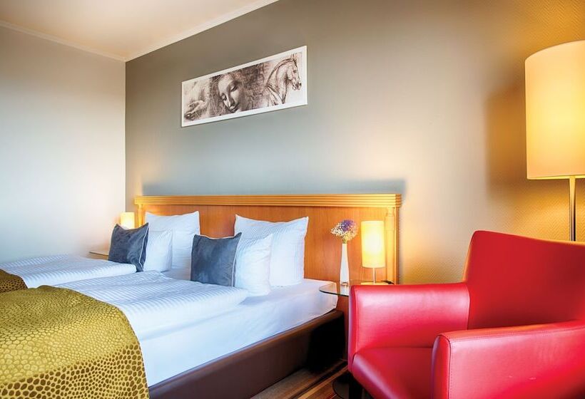 Номер Комфорт, Leonardo Hotel Heidelberg City Center