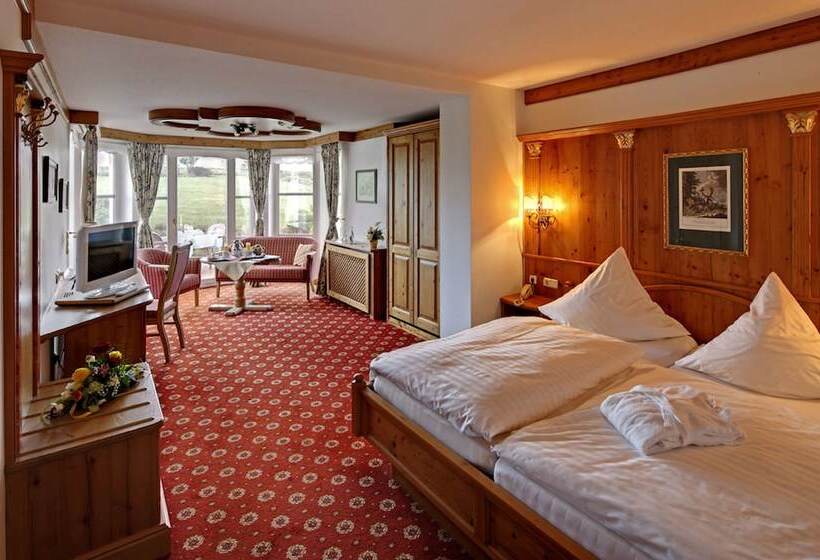 Полулюкс, Schloss Hotel Holzrichter