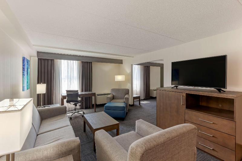 キングサイズベッドのスタンダードルーム, Sheraton Frankfurt Airport Hotel & Conference Center