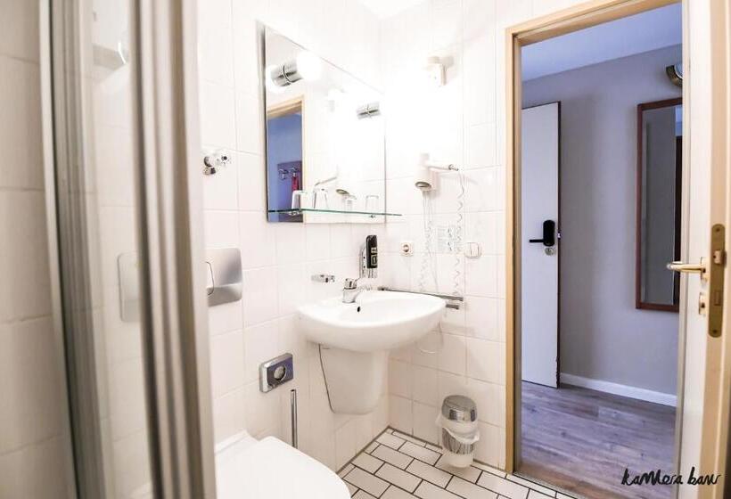 اتاق استاندارد با چشمانداز باغ, Blutenburg