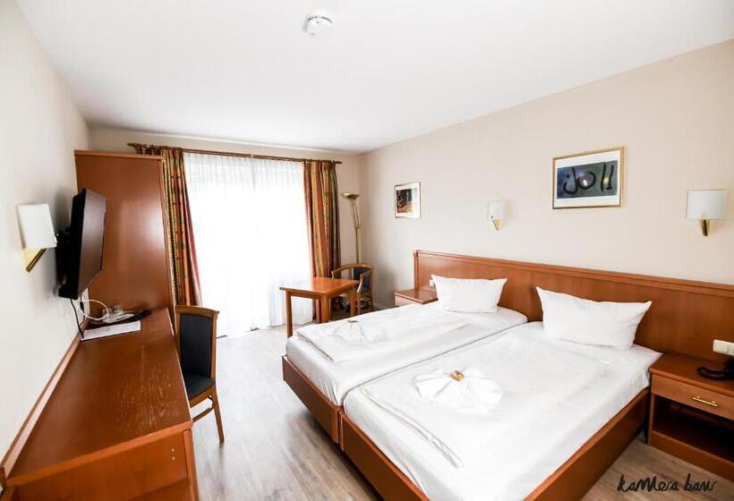 اتاق سوپریور, Blutenburg