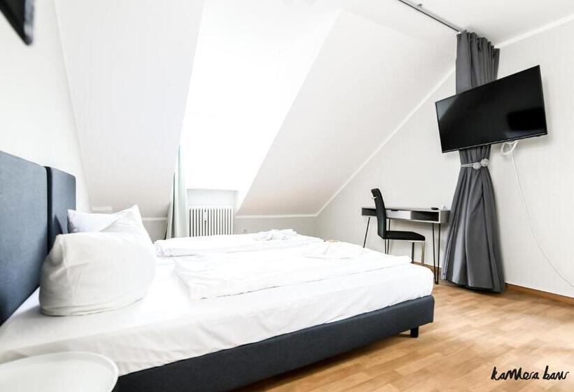 آپارتمان 2 خوابه, Blutenburg