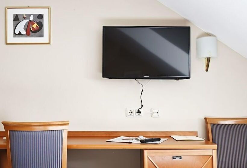 اتاق استاندارد, Blutenburg