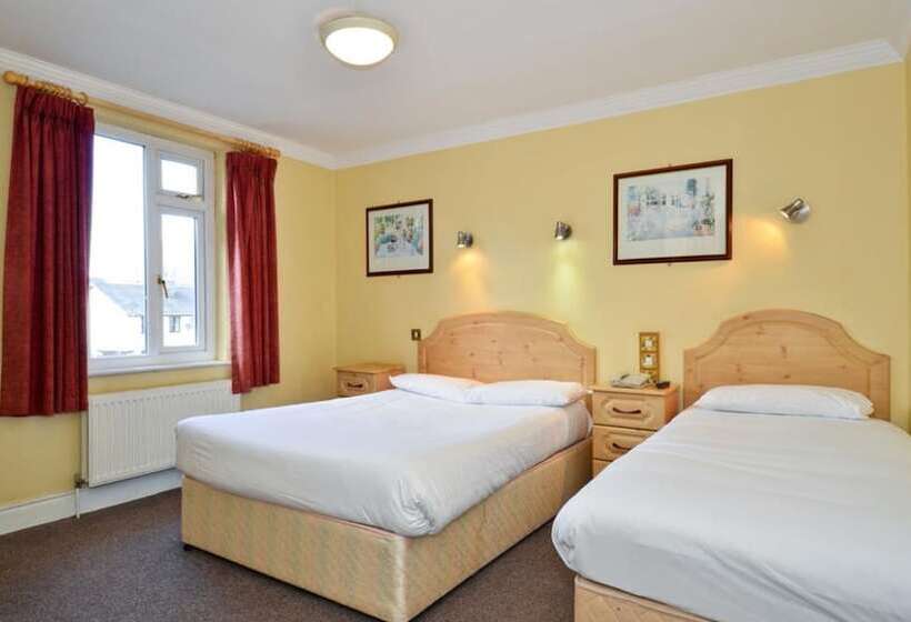 Номер Стандарт, Hibernian Hotel & Leisure Centre