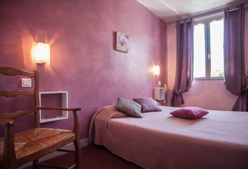 Номер Стандарт, Logis Hotels   Auberge De L île   Hôtel 3 étoiles Et Restaurant