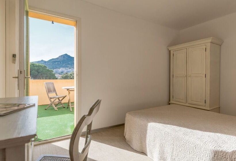 Семейный Номер, Cala Di L Oru