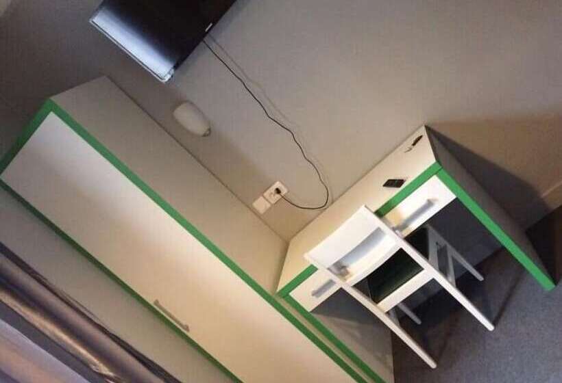 Номер Стандарт, Hôtel Des Arcades