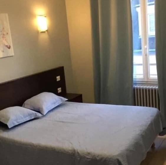 Номер Стандарт, Hôtel Des Arcades