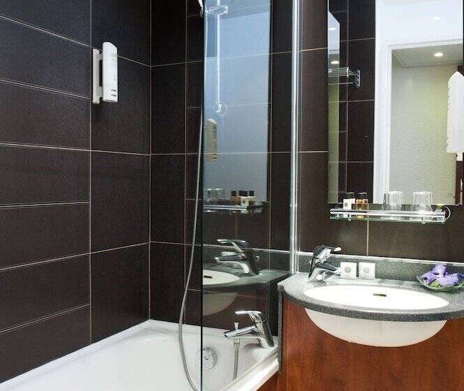 Номер Стандарт, Hôtel Inn Design Paris Saint Quentin