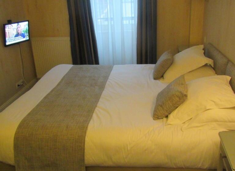 Номер Стандарт, Hôtel Le D Avaugour