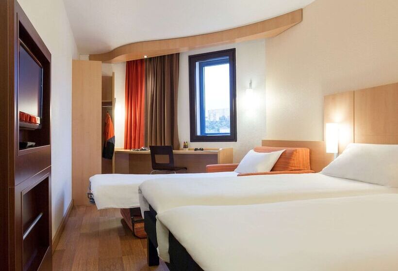 Номер Superior, Ibis Lyon Gerland Musee des Confluences
