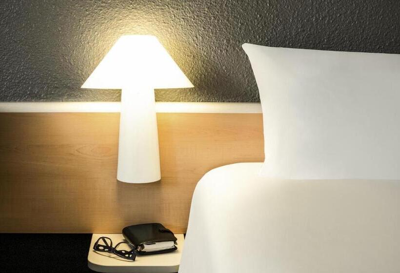 Семейный Номер, Ibis Montélimar Nord