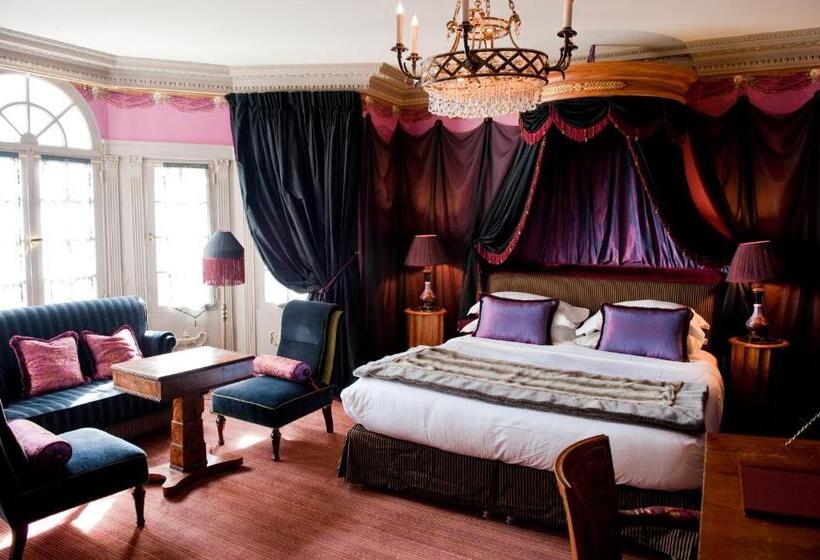 اتاق لوکس, L Hôtel