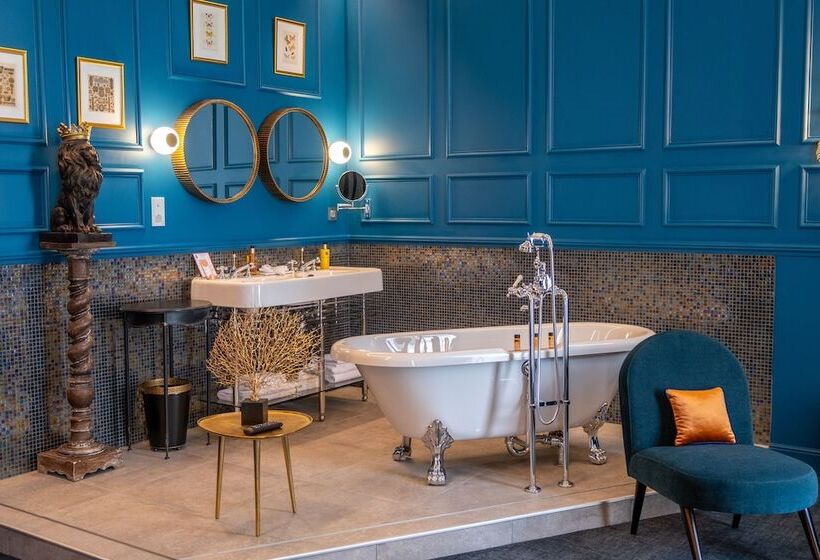 Номер Deluxe с Видом, Novotel Domaine de Maffliers Paris Val D' Oise