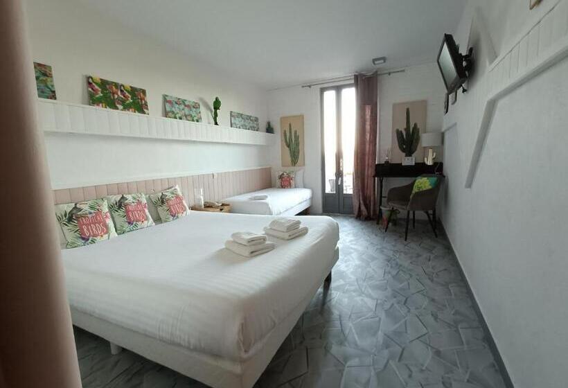 Трехместный Номер Комфорт, Hôtel Bien être Aux Cyprès De Marquay